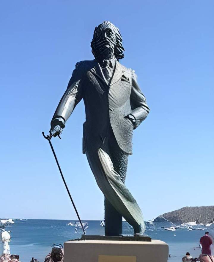 Statue Salvador Dali Perpignan